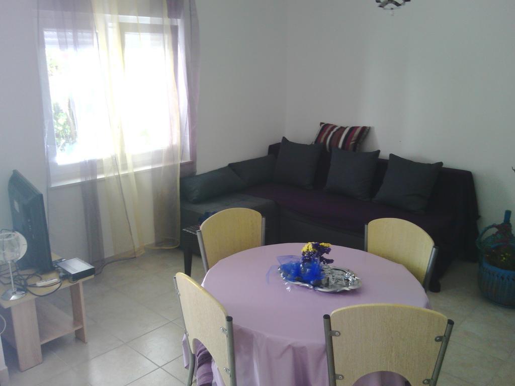 Apartments Krajici คาชเตลา ห้อง รูปภาพ
