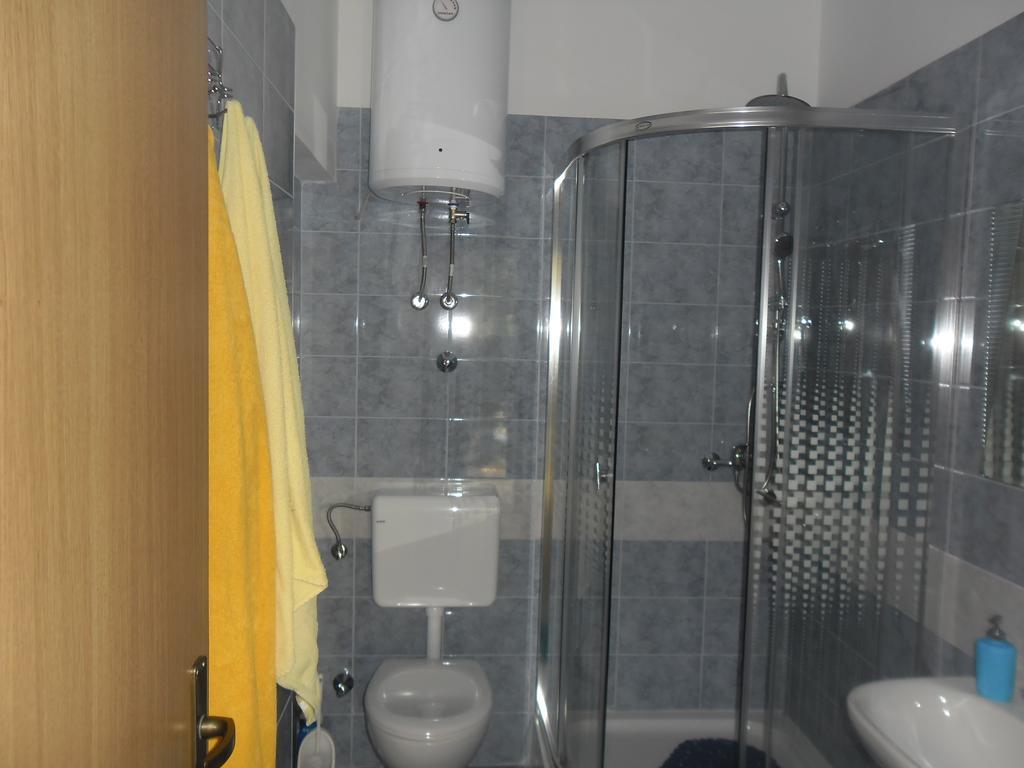 Apartments Krajici คาชเตลา ภายนอก รูปภาพ