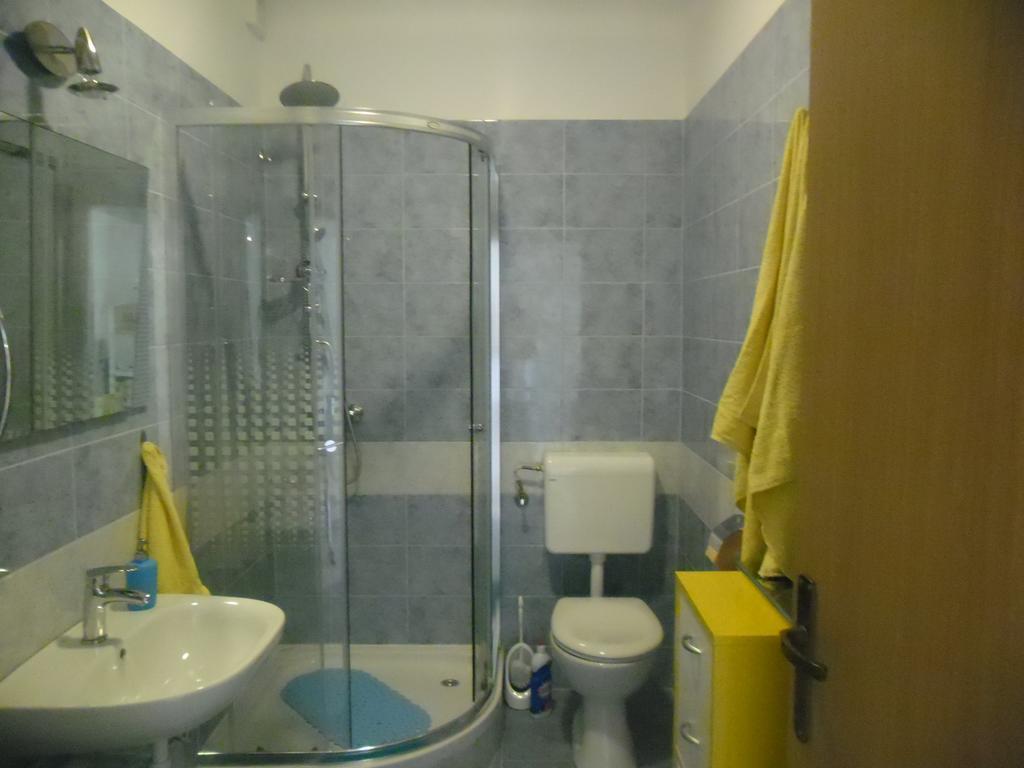Apartments Krajici คาชเตลา ภายนอก รูปภาพ